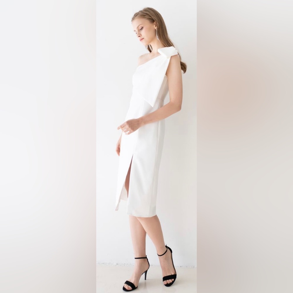 Esther & Co - Date Night One Shoulder Bow Tie Midi Dress View 4